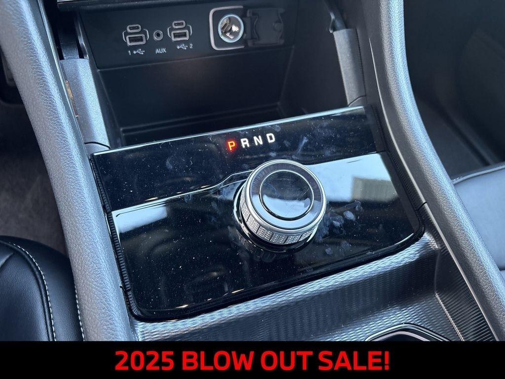 Jeep Grand Cherokee Limited 2WD 2025