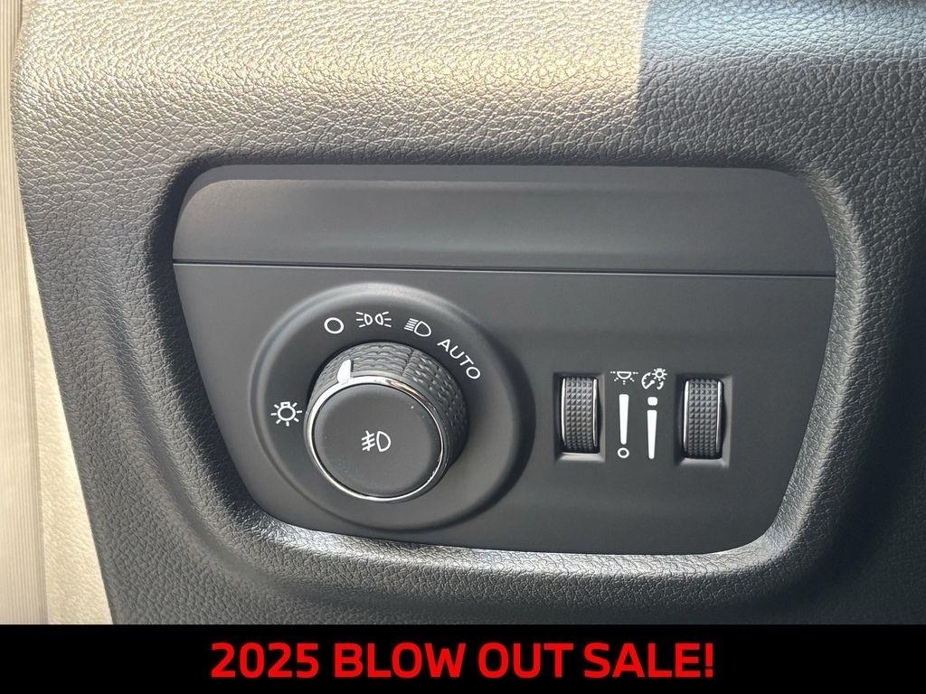 Jeep Grand Cherokee Limited 4WD 2025