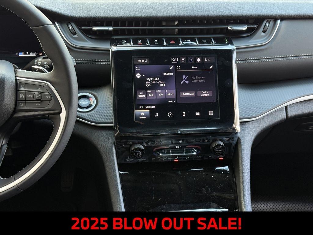 Jeep Grand Cherokee L Laredo 2025