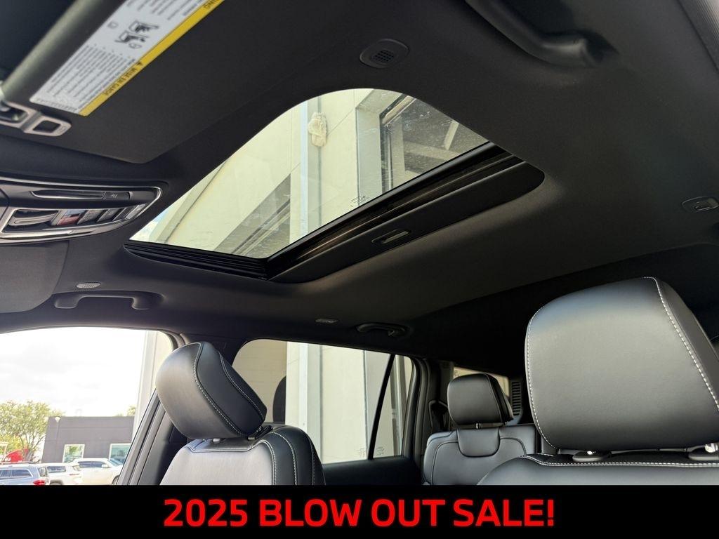 Jeep Grand Cherokee L Laredo 2025