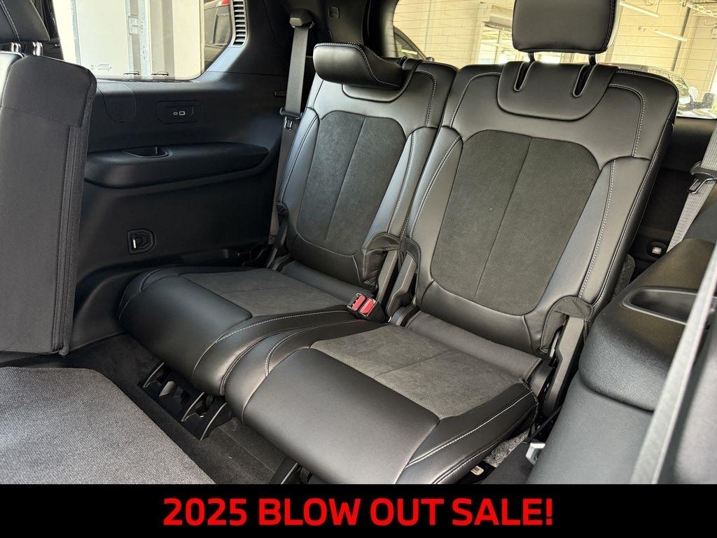 Jeep Grand Cherokee L Laredo 2025