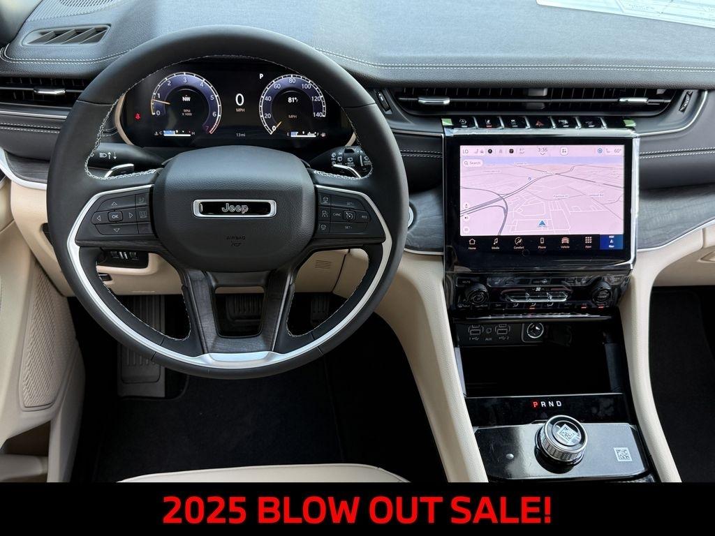 Jeep Grand Cherokee Limited 2WD 2025