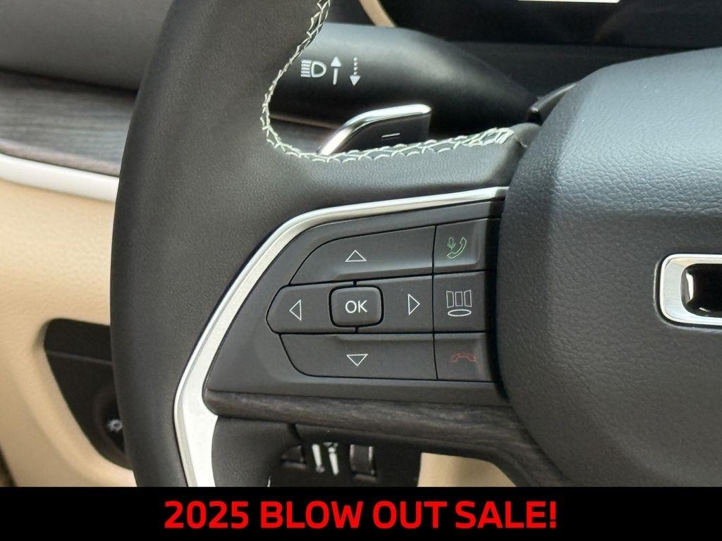 Jeep Grand Cherokee Limited 2WD 2025