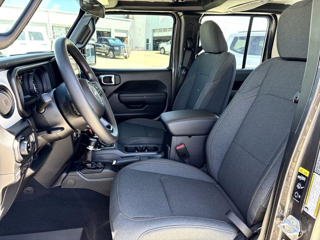 Jeep Gladiator Sport 2026