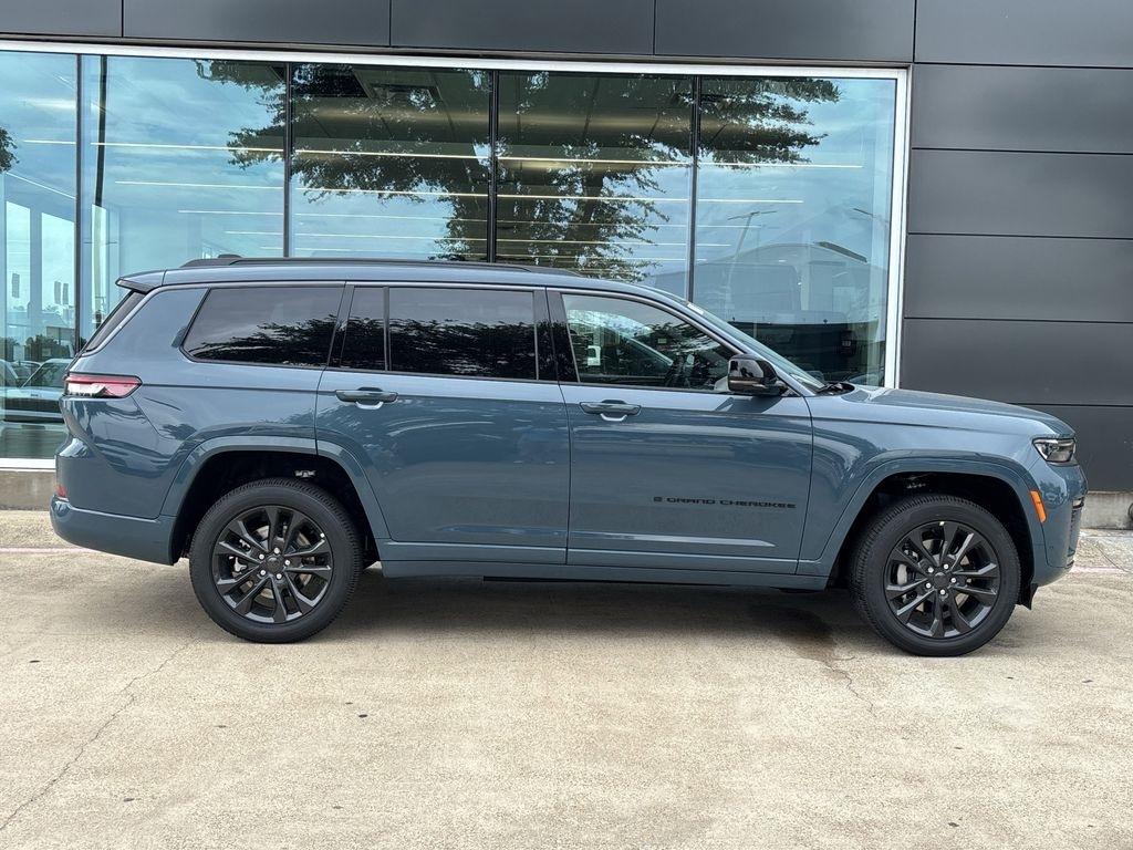 Jeep Grand Cherokee L Limited 4WD 2026