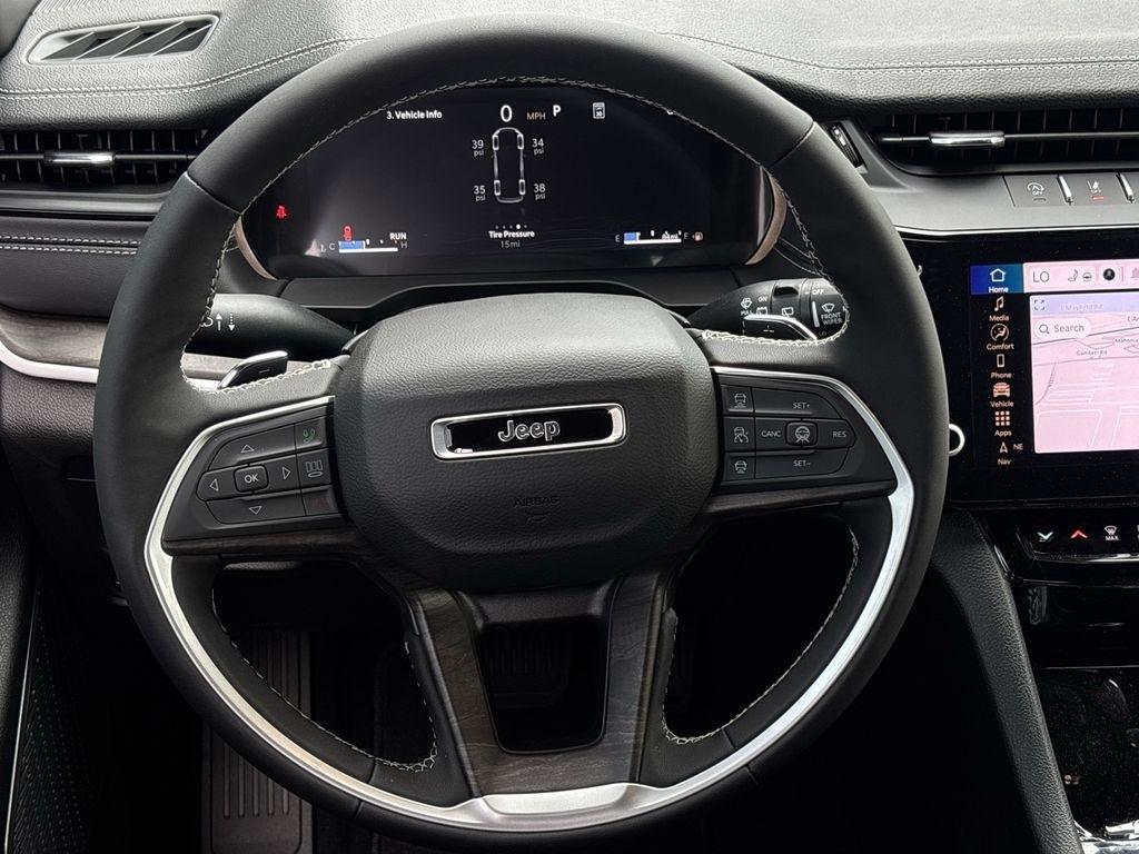 Jeep Grand Cherokee L Limited 4WD 2026
