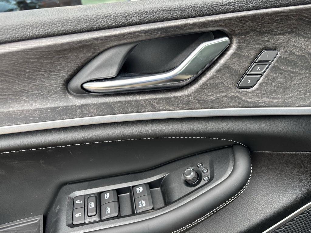 Jeep Grand Cherokee L Limited 4WD 2026