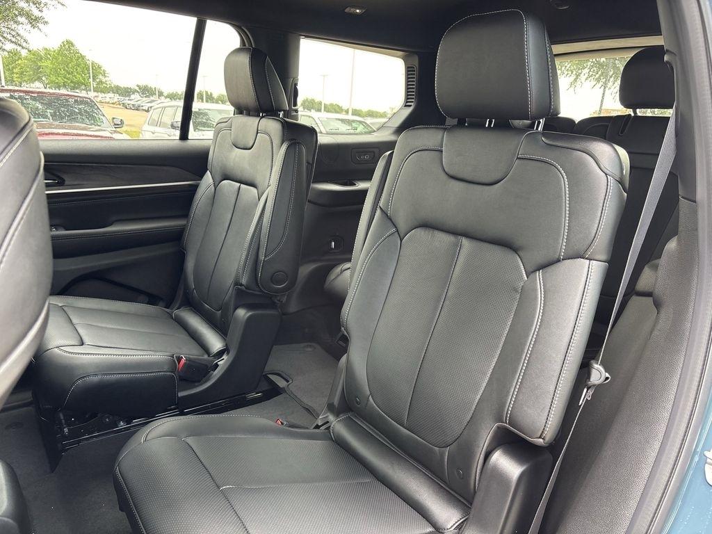 Jeep Grand Cherokee L Limited 4WD 2026