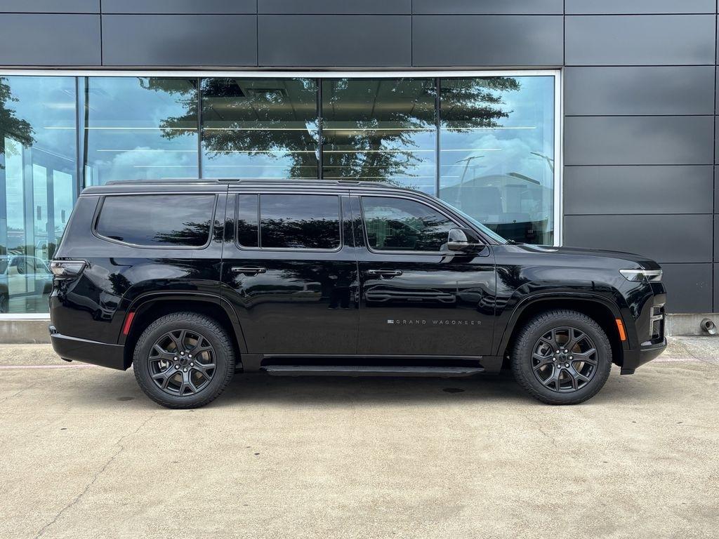 Jeep Wagoneer Base 4WD 2026