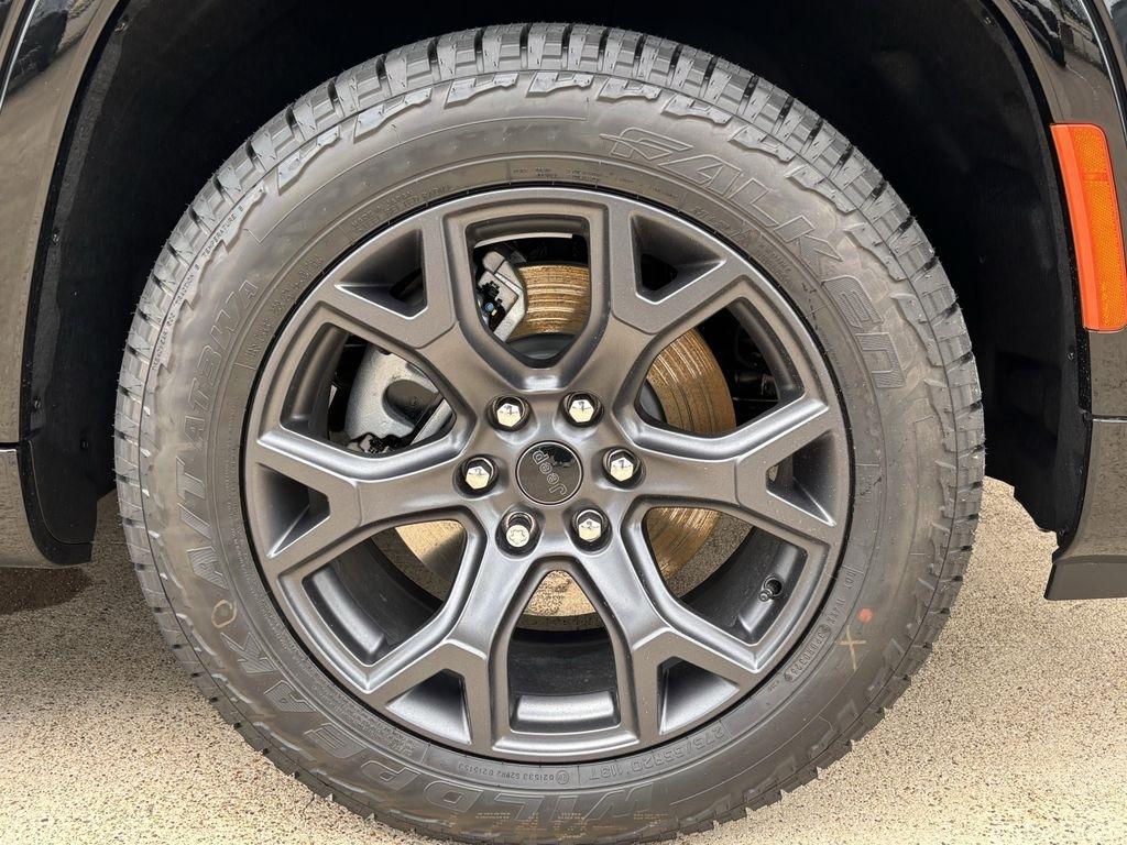 Jeep Wagoneer Base 4WD 2026