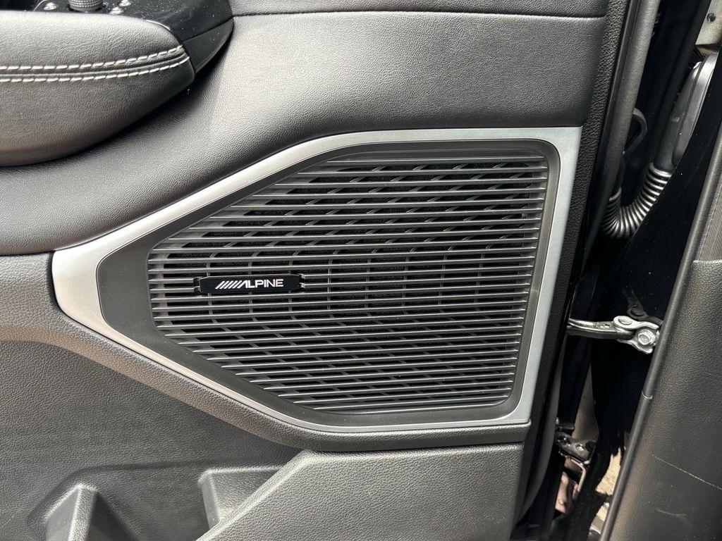 Jeep Wagoneer Base 4WD 2026
