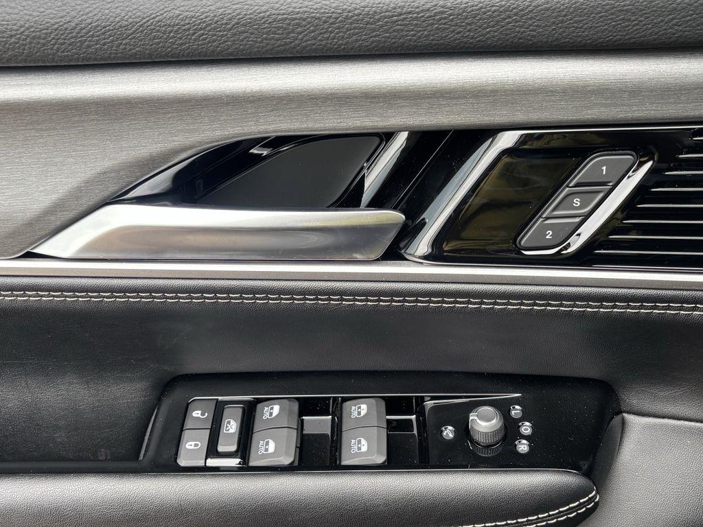 Jeep Wagoneer Base 4WD 2026
