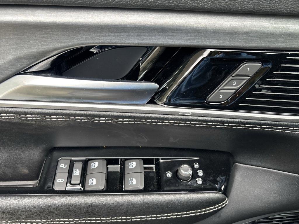 Jeep Wagoneer Series II 4WD 2026