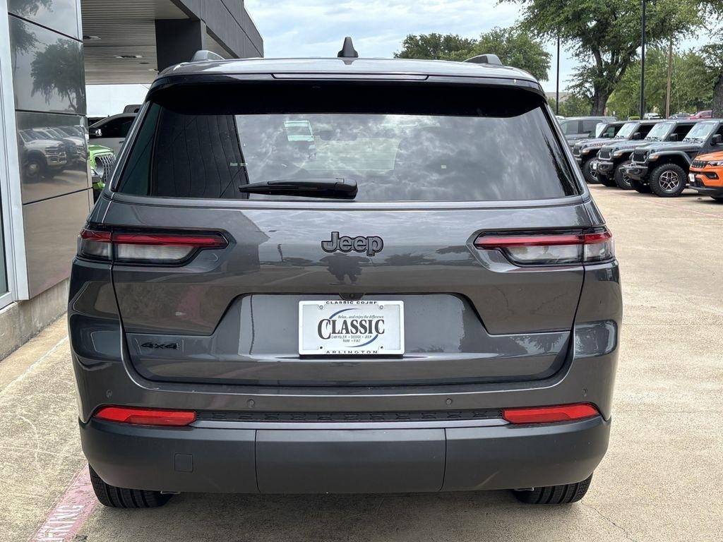 Jeep Grand Cherokee L Limited 4WD 2026