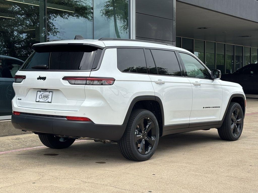 Jeep Grand Cherokee L Limited 4WD 2026