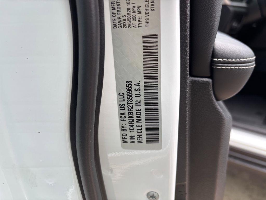 Jeep Grand Cherokee L Limited 4WD 2026