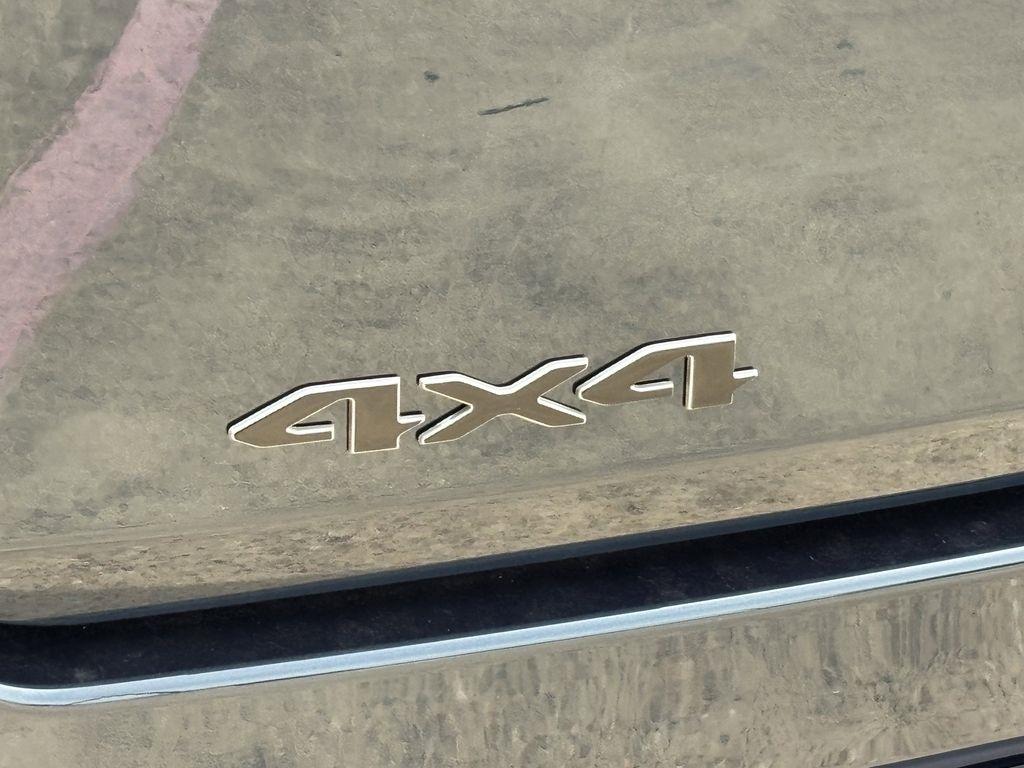 Jeep Wagoneer Base 4WD 2026