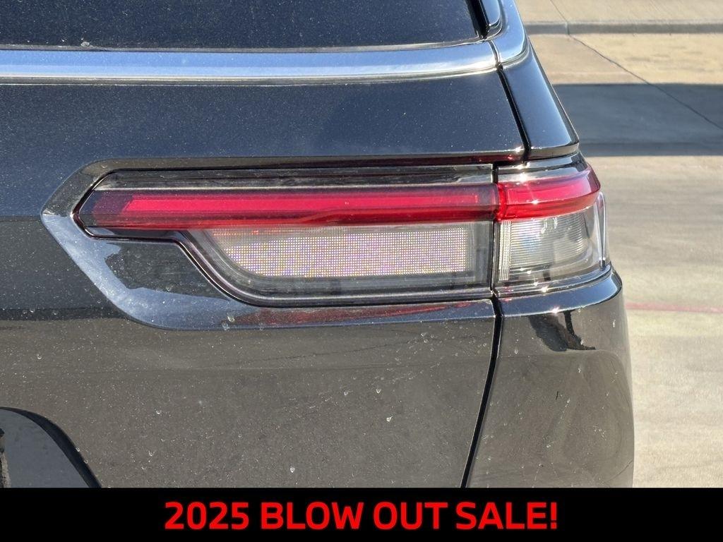 Jeep Grand Cherokee L Limited 4WD 2025