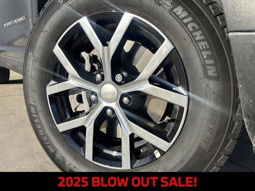 Jeep Grand Cherokee L Limited 4WD 2025