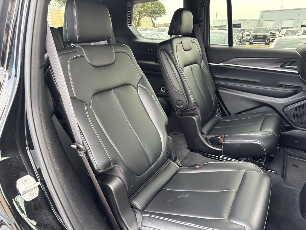 Jeep Grand Cherokee L Limited 4WD 2025