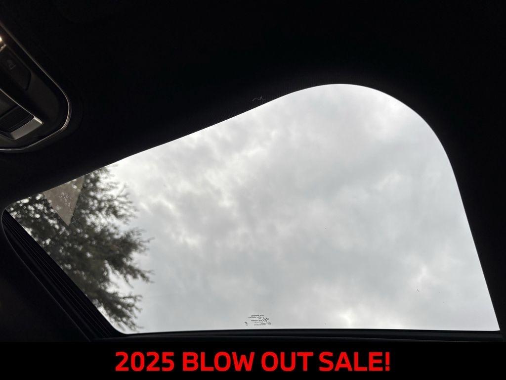 Jeep Grand Cherokee L Laredo 2025