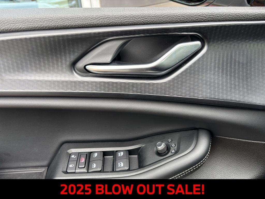 Jeep Grand Cherokee L Laredo 2025