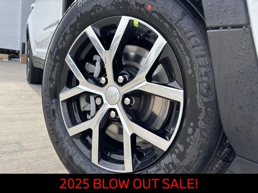 Jeep Grand Cherokee L Limited 2WD 2025