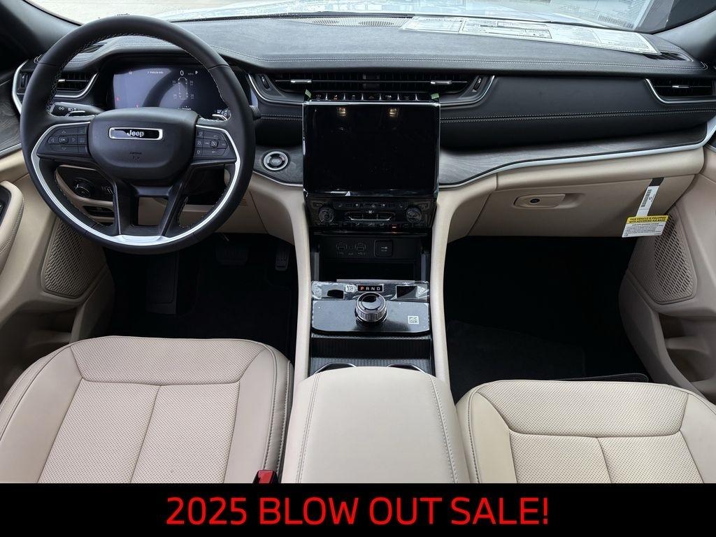 Jeep Grand Cherokee L Limited 2WD 2025