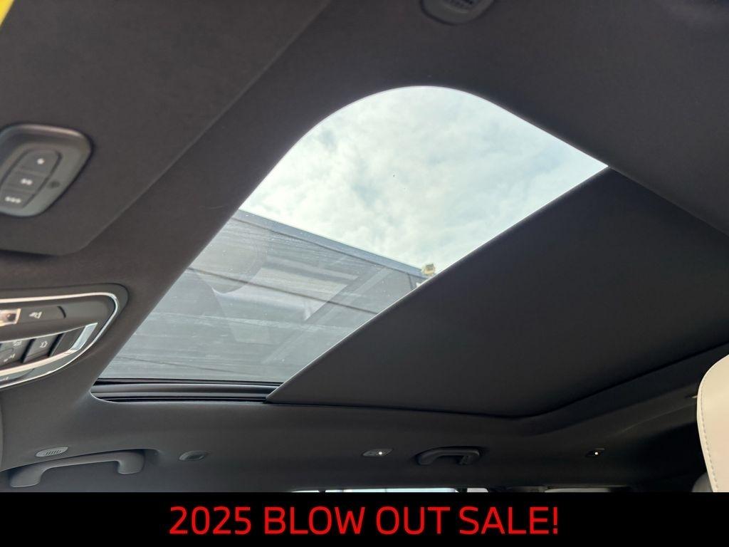 Jeep Grand Cherokee L Limited 2WD 2025