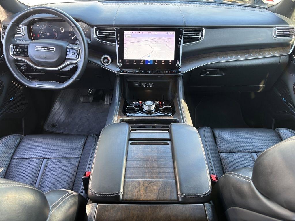 Jeep Grand Wagoneer Base 2024