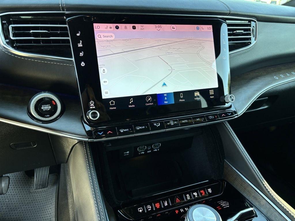 Jeep Grand Wagoneer Base 2024