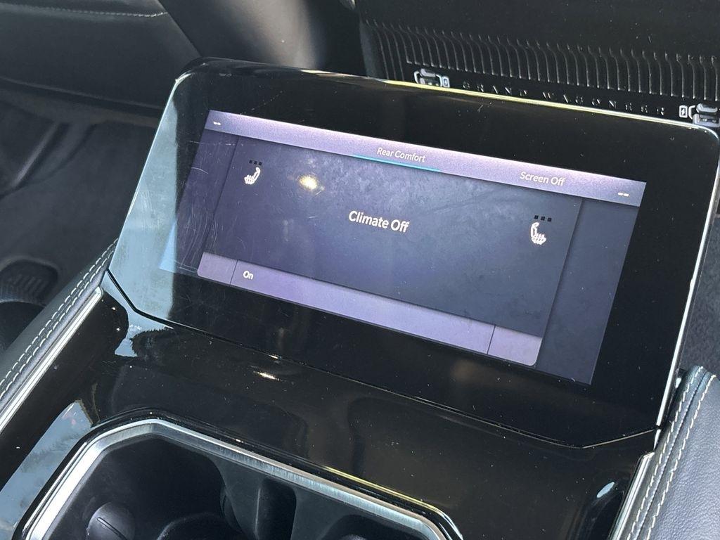 Jeep Grand Wagoneer Base 2024