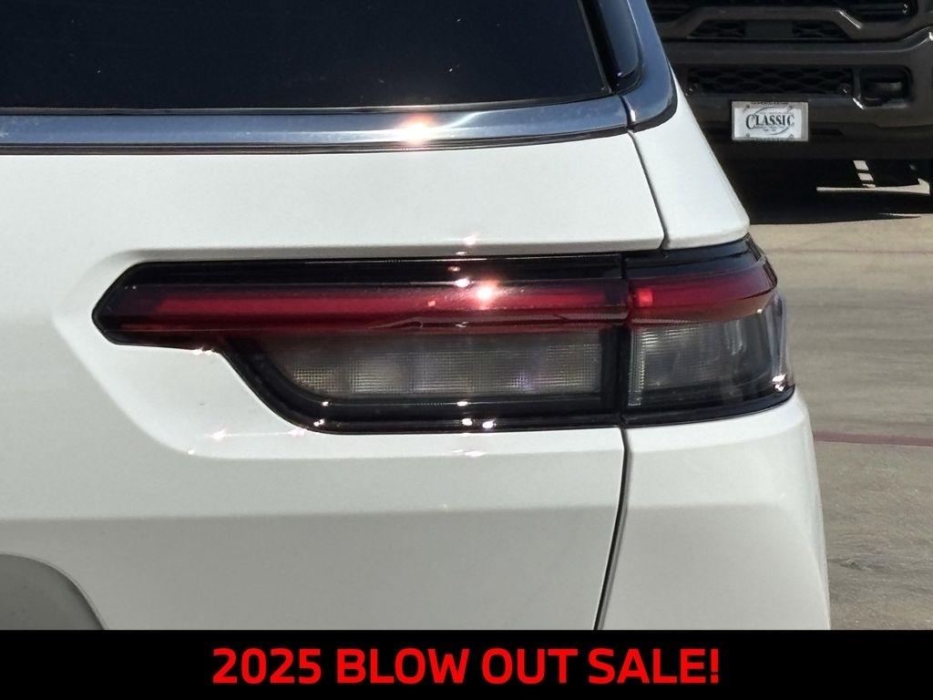 Jeep Grand Cherokee L Limited 4WD 2025