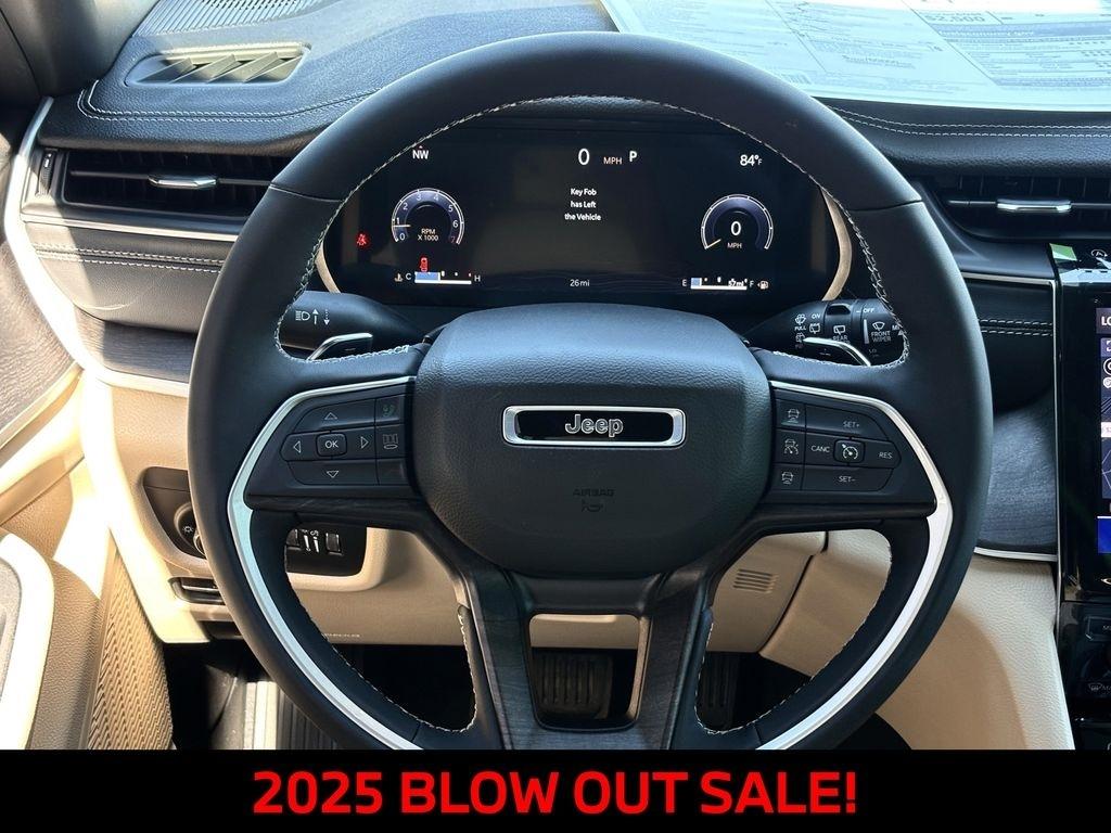 Jeep Grand Cherokee L Limited 4WD 2025