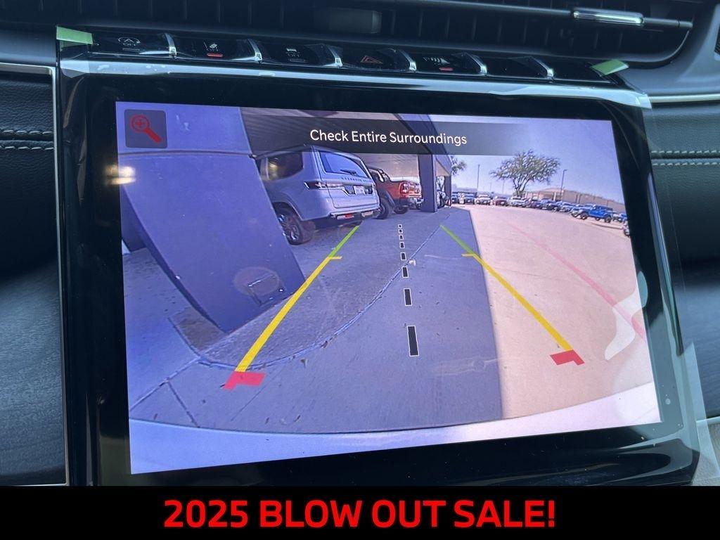 Jeep Grand Cherokee L Limited 4WD 2025