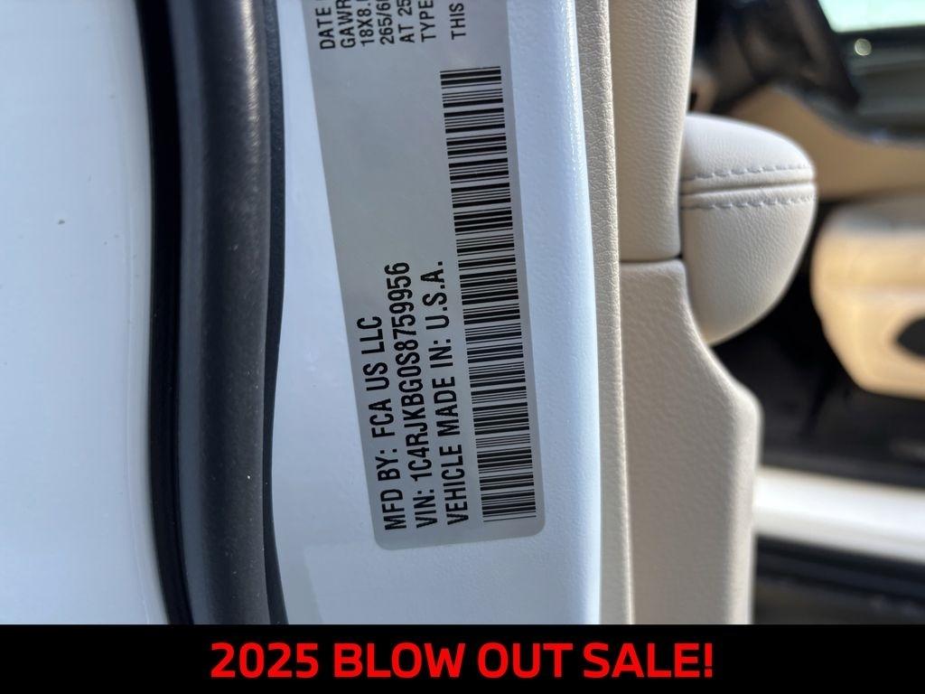 Jeep Grand Cherokee L Limited 4WD 2025