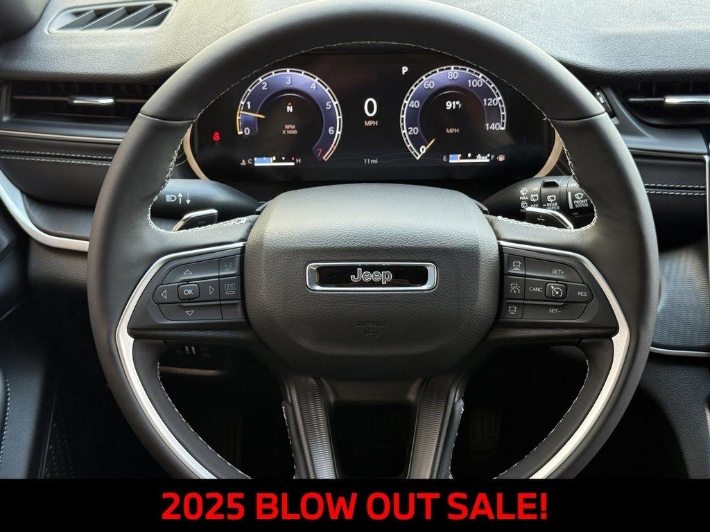 Jeep Grand Cherokee L Laredo 2025