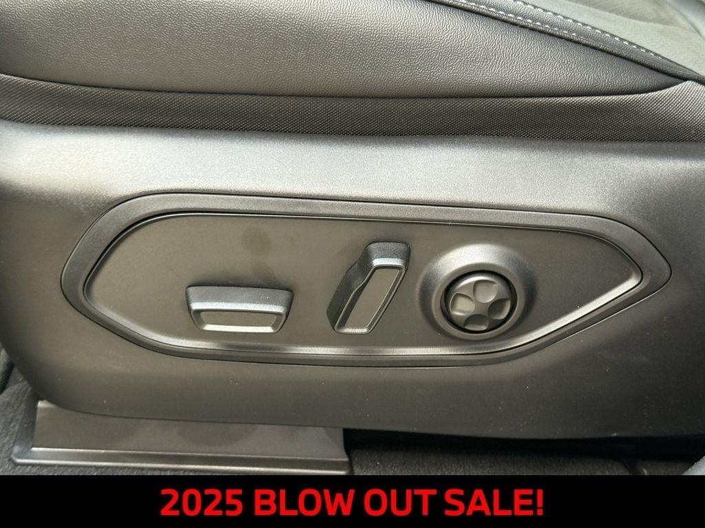 Jeep Grand Cherokee L Laredo 2025