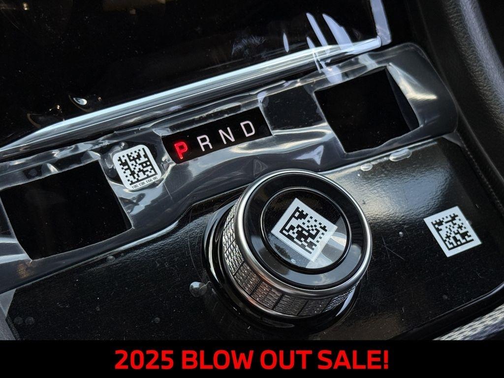 Jeep Grand Cherokee L Laredo 4WD 2025