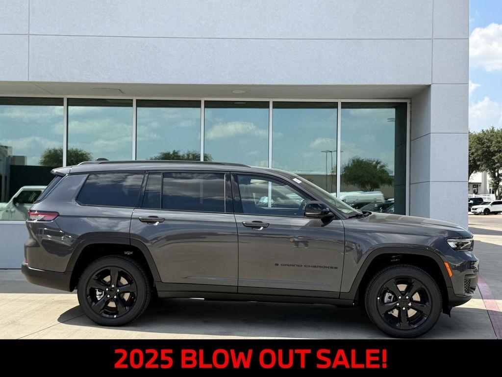 Jeep Grand Cherokee L Laredo 2025