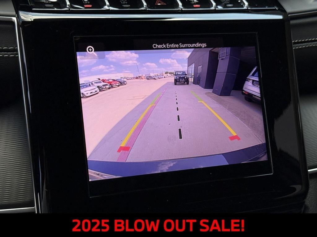 Jeep Grand Cherokee L Laredo 2025