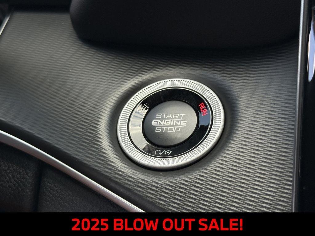 Jeep Grand Cherokee L Laredo 2025