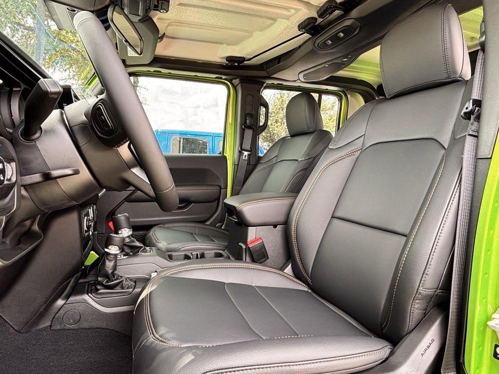 Jeep Gladiator Sport 2025