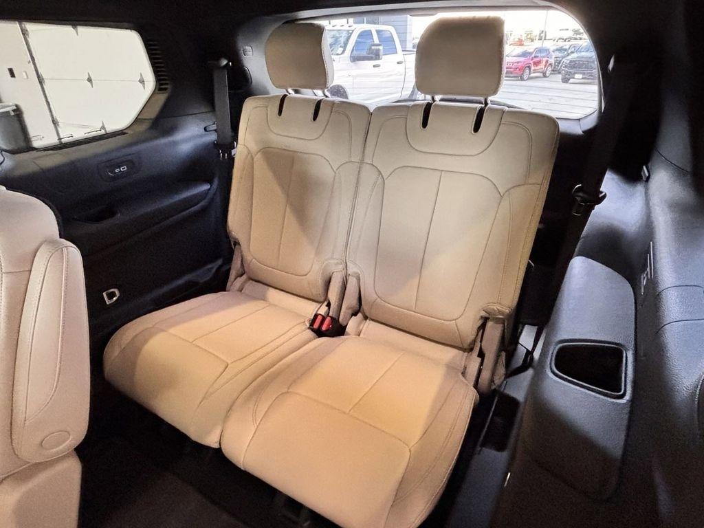 Jeep Grand Cherokee L Limited 2WD 2025