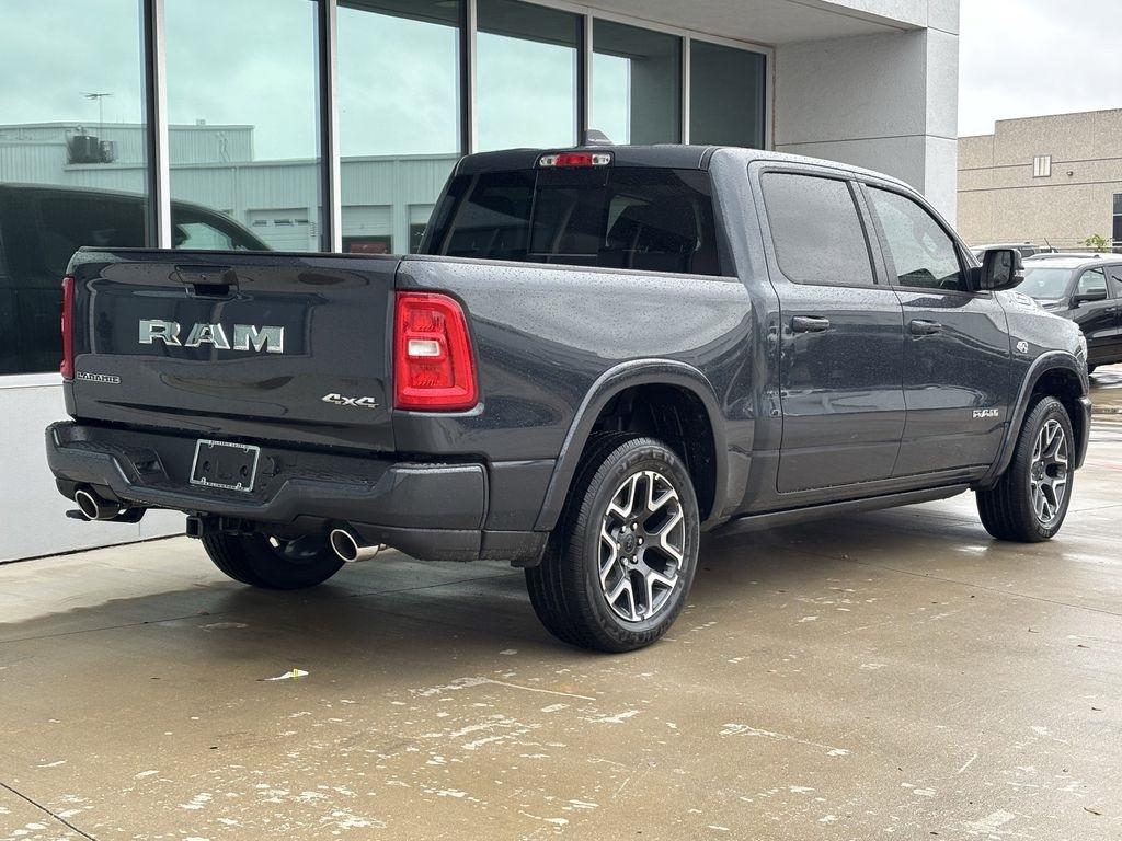 RAM 1500 Laramie Crew Cab SWB 4WD 2026