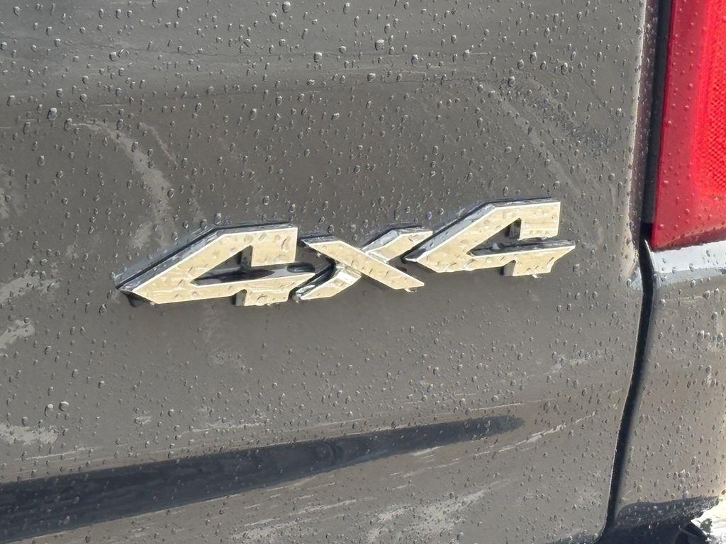 RAM 1500 Laramie Crew Cab SWB 4WD 2026