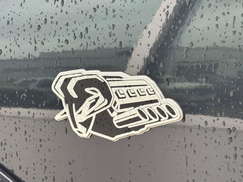 RAM 1500 Laramie Crew Cab SWB 4WD 2026