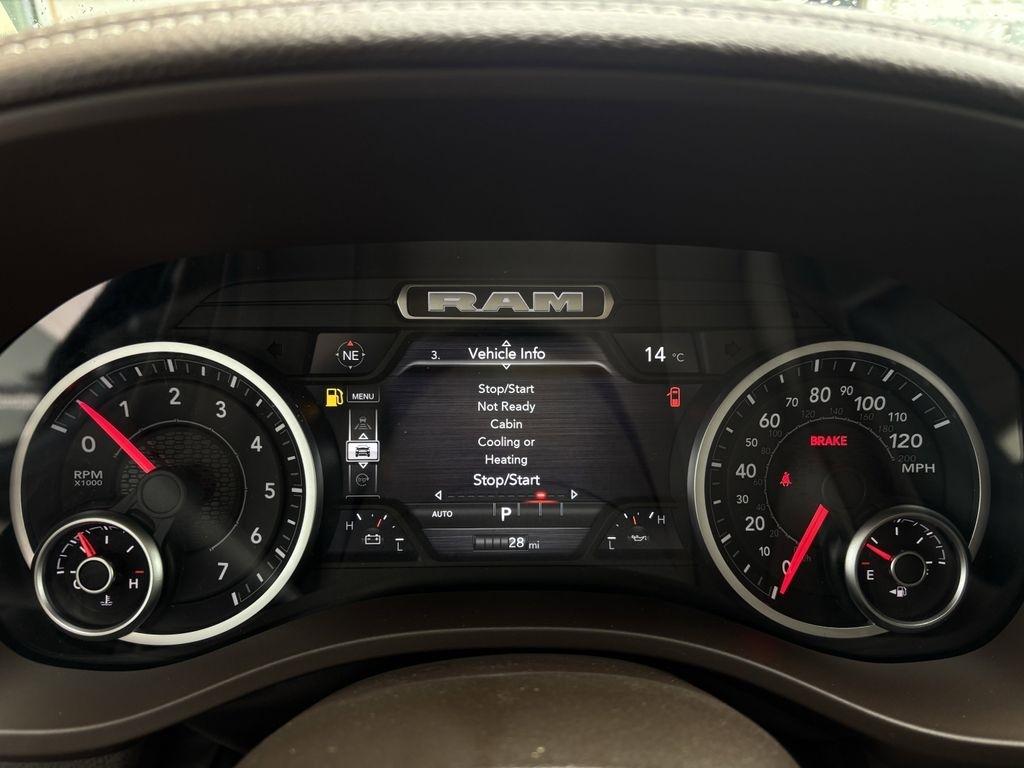RAM 1500 Laramie Crew Cab SWB 4WD 2026