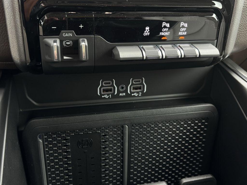 RAM 1500 Laramie Crew Cab SWB 4WD 2026