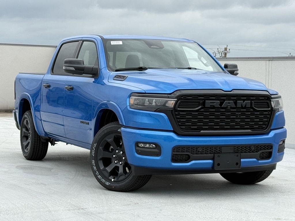 RAM 1500 Big Horn Crew Cab SWB 4WD 2026